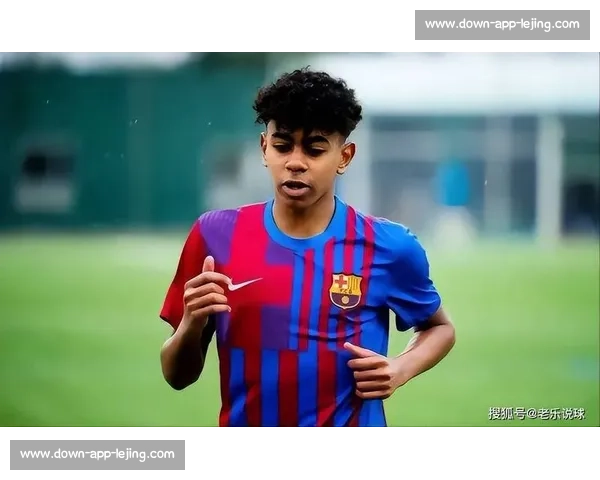 巴萨 6400 万敲定尼科!清洗 7 人名单曝光:法蒂租借 + 特狮留队悬念 巴萨 6400 万敲定尼科!清洗 7 人名单曝光:法蒂租借 + 特狮留队悬念