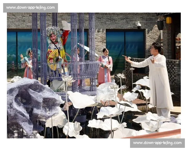 非遗助威苏超:淮剧歌舞杂技燃爆盐城中场 非遗助威苏超:淮剧歌舞杂技燃爆盐城中场