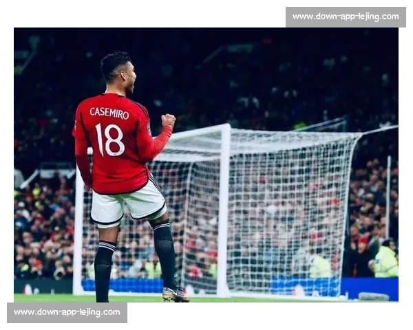 曼联放弃姆贝乌莫！瞄准塞门约或埃泽替代，拒绝支付溢价