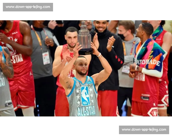 科尔盛赞库里：出手即合理，重新定义三分传奇